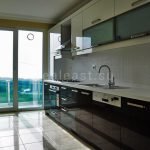 Istanbul: Elegant apartment with sea view in Beylikduzu