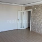 Real estate in Turkey: spacious apartment by the sea in Beylikduzu at an excellent price