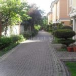 Exclusive townhouse in Buyukchekmedzh: privacy by the sea