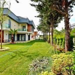 Modern villa in Beylikduzu with a swimming pool and panoramic views