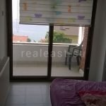 Live by the sea: Villa in Beylikduzu
