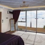 Picturesque Villa by the Sea: Luxury and Privacy