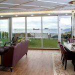 Picturesque Villa by the Sea: Luxury and Privacy