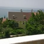 Live by the sea: Villa in Beylikduzu