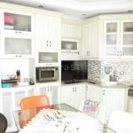 Exclusive townhouse in Buyukchekmedzh: privacy by the sea
