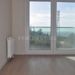 Spacious apartment with panoramic sea views in a prestigious residential complex in Istanbul