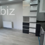 İstanbul Beylikdüzü semtinde bahçeye erişimi olan 1+1 daire. No.2777