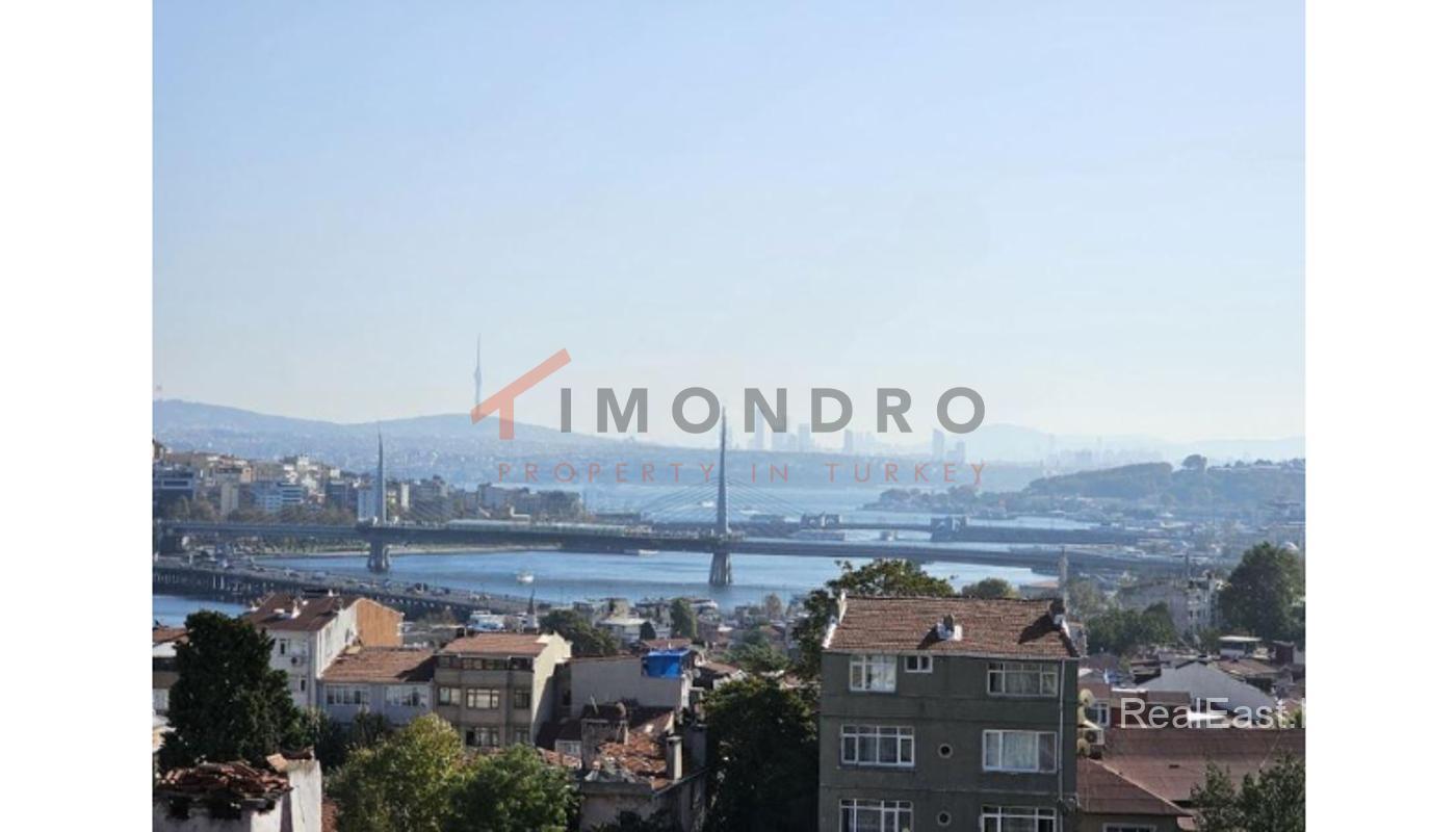 Modern Apartment with Sea View in Historic Fatih