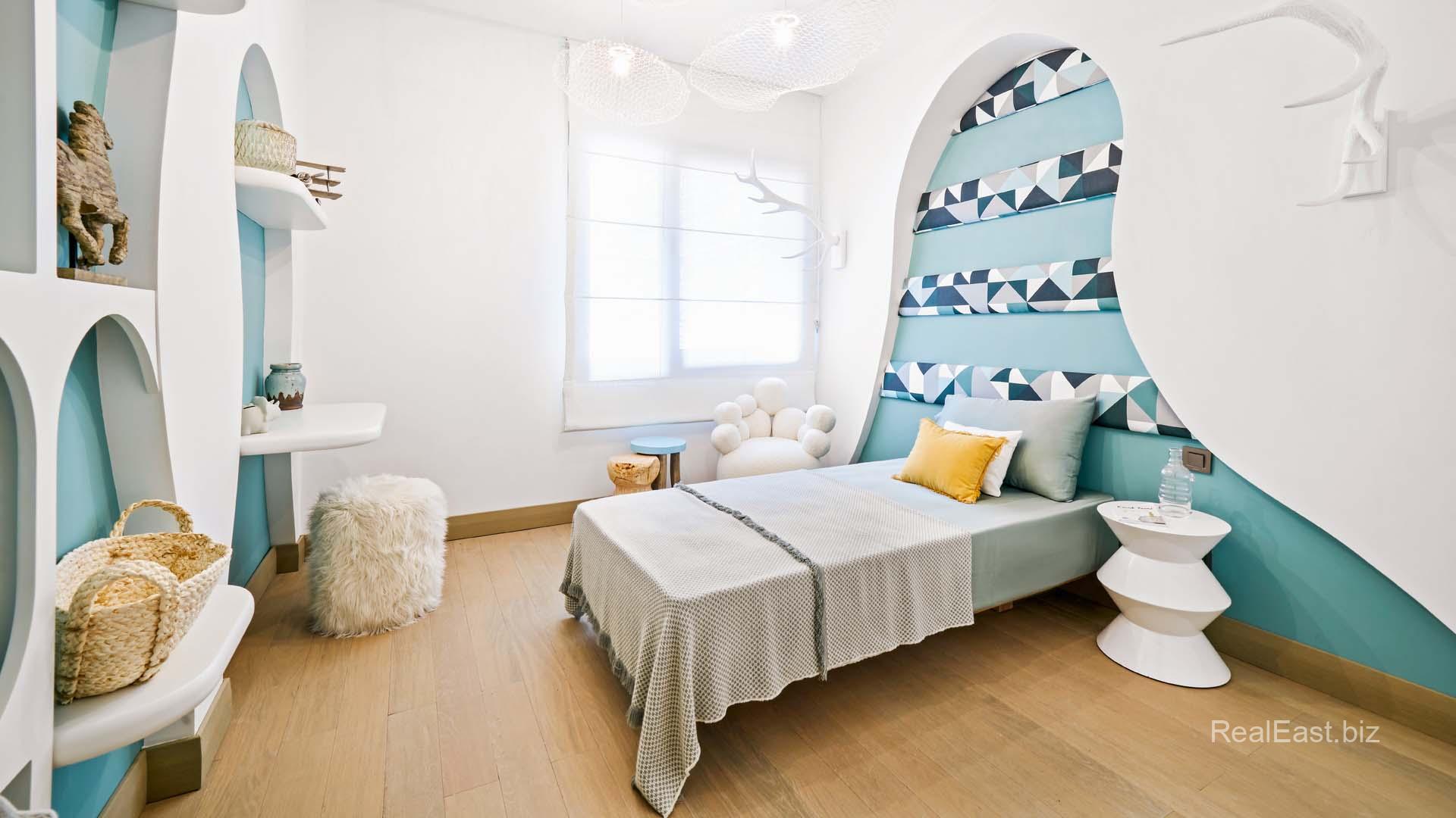 Spacious Family Apartment in Historic Üsküdar, Istanbul