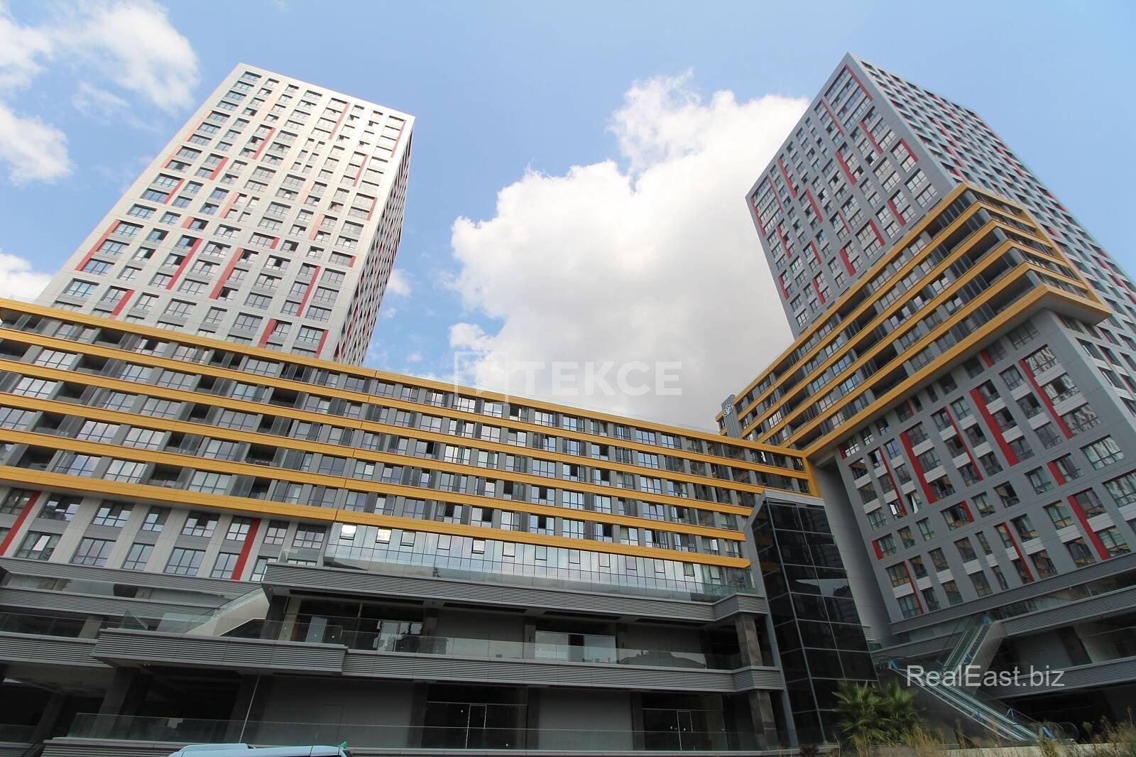 Modern Apartments with Sea and City Views in Kadıköy