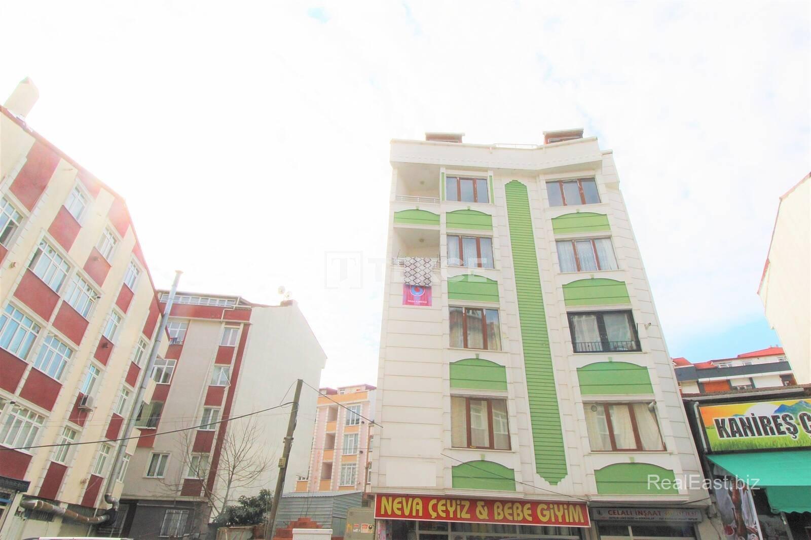 Spacious Duplex Apartment in Istanbul's Family-Friendly Arnavutköy