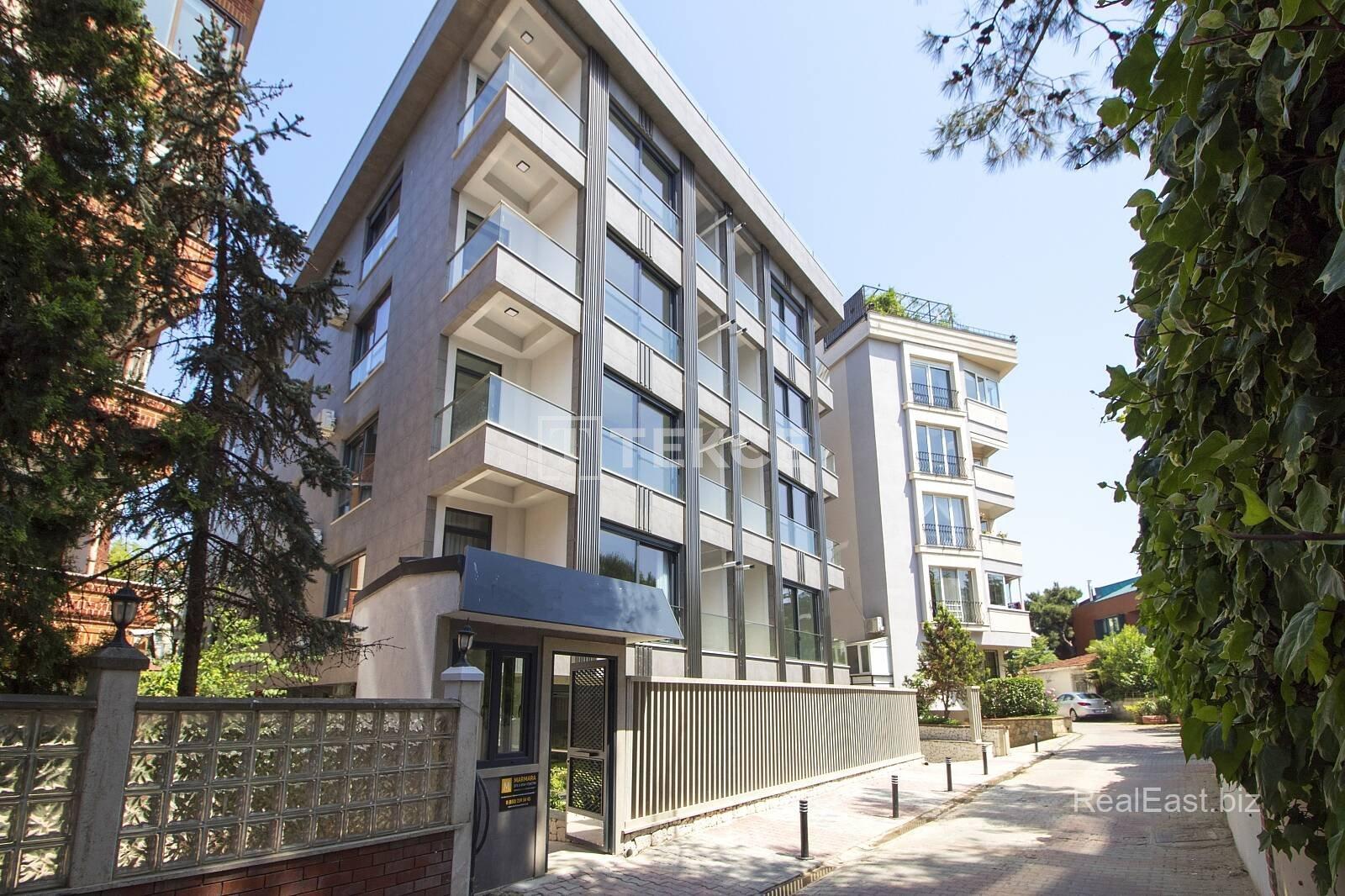 Spacious Apartments for Sale Near the Coast in Maltepe, Istanbul