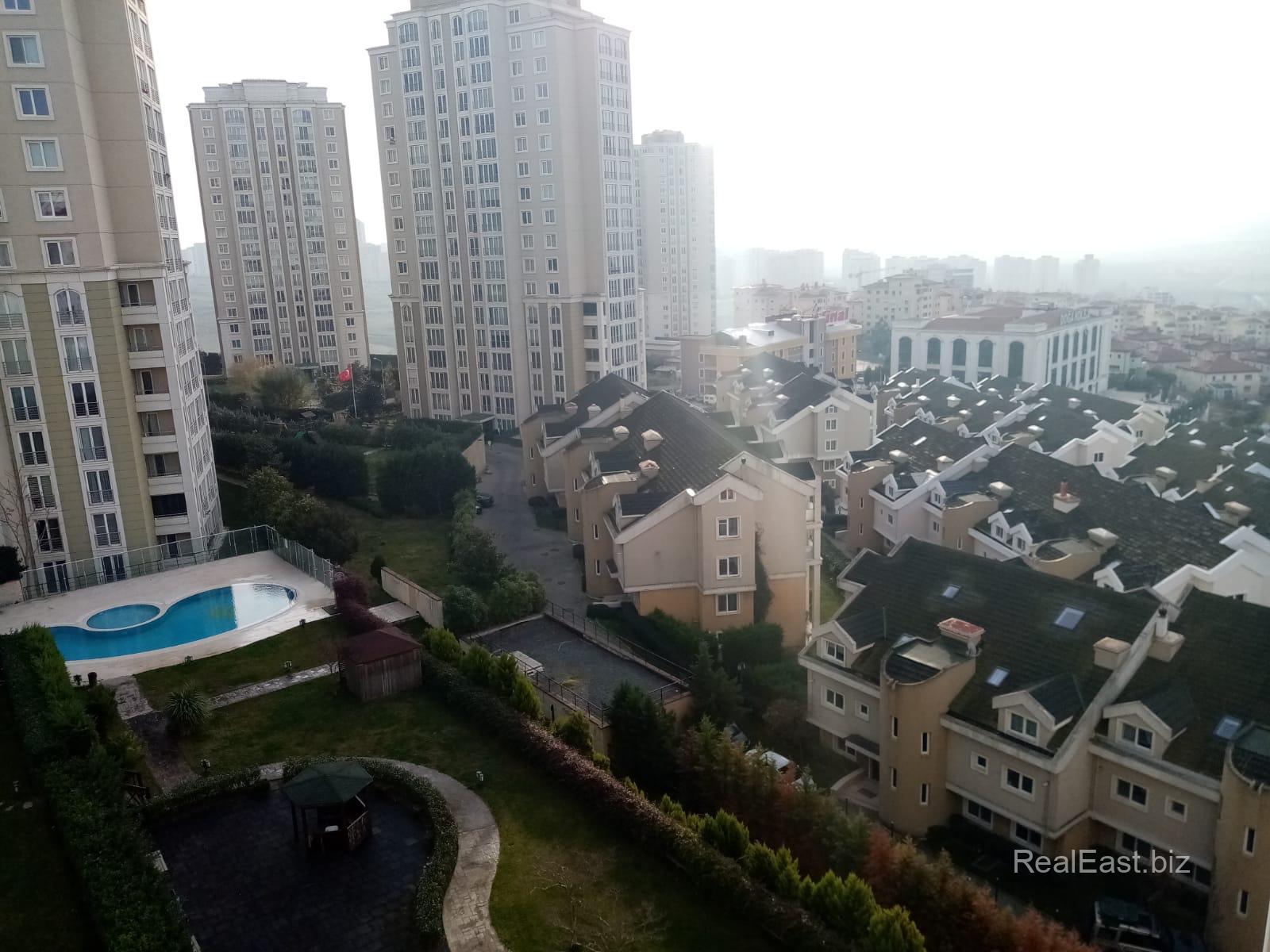 Spacious 4+1 Apartment in the Heart of Istanbul