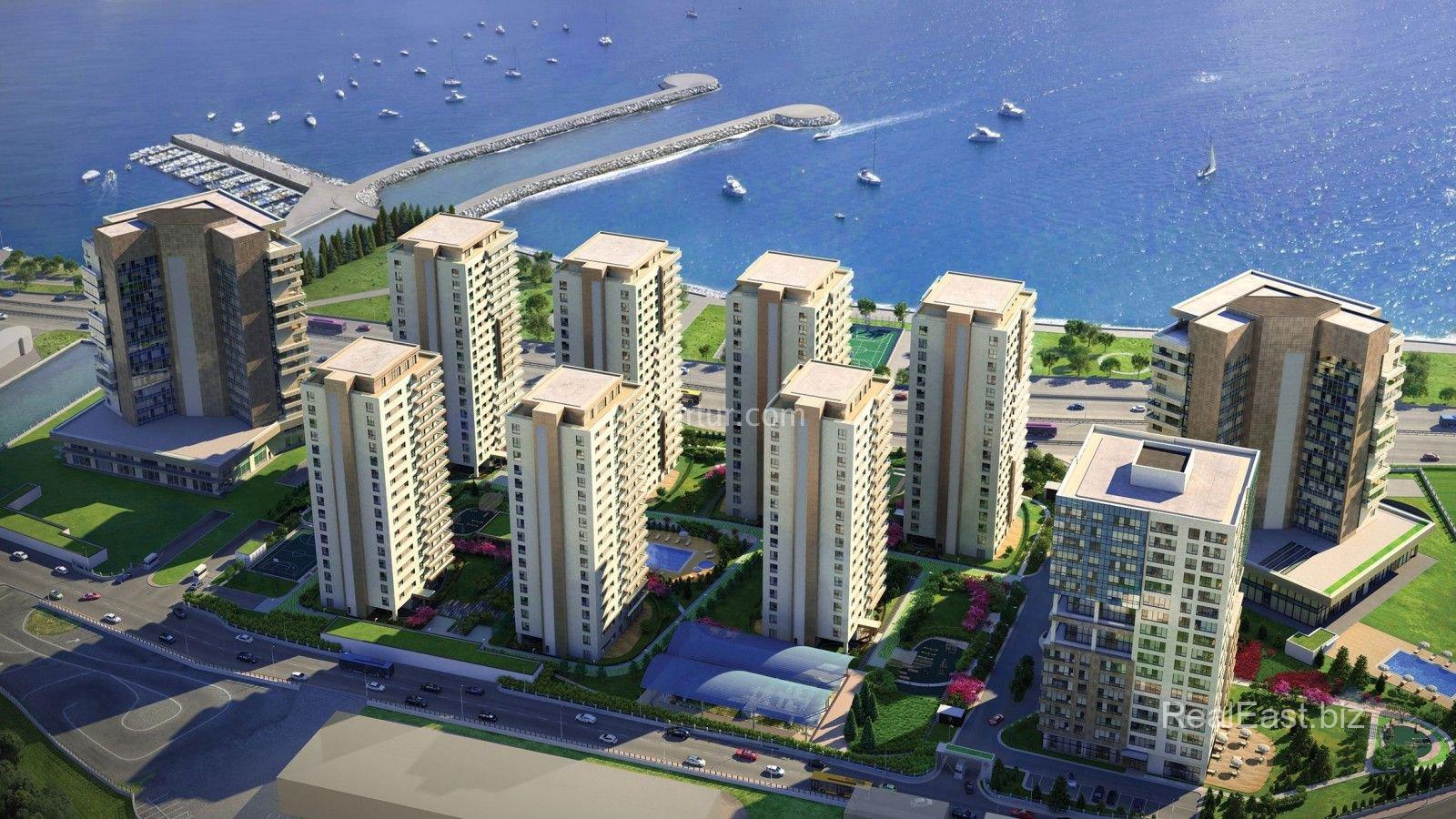 Luxurious Sea View Apartment in Vibrant Bakırköy