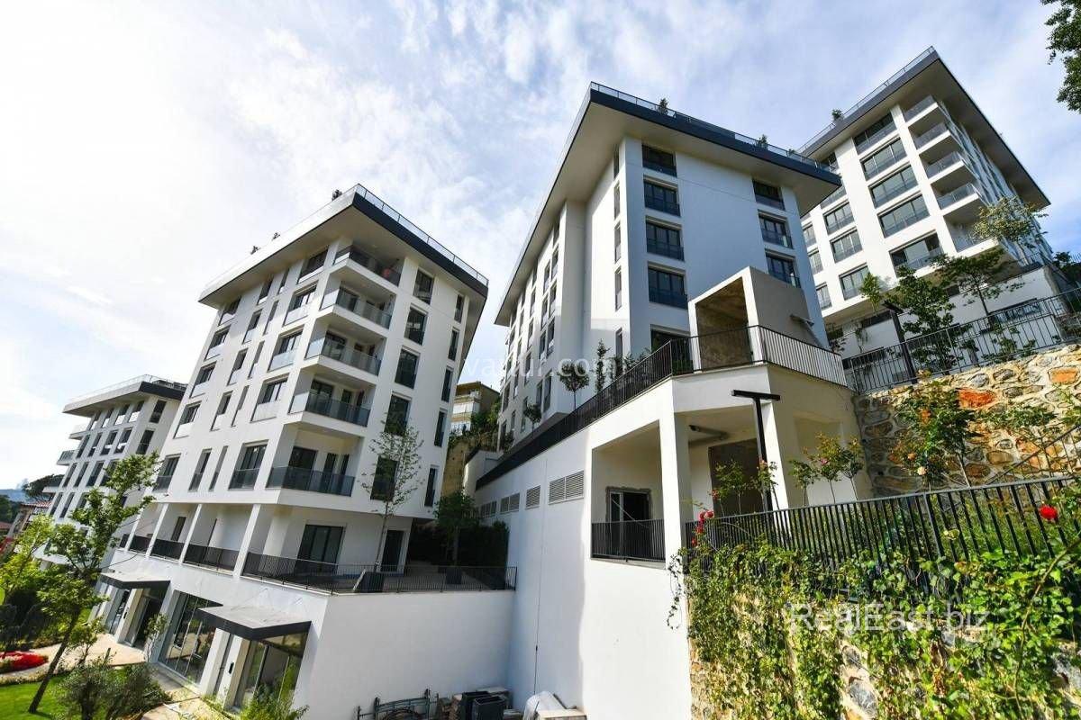 Luxury Apartment in Istanbul's Üsküdar District
