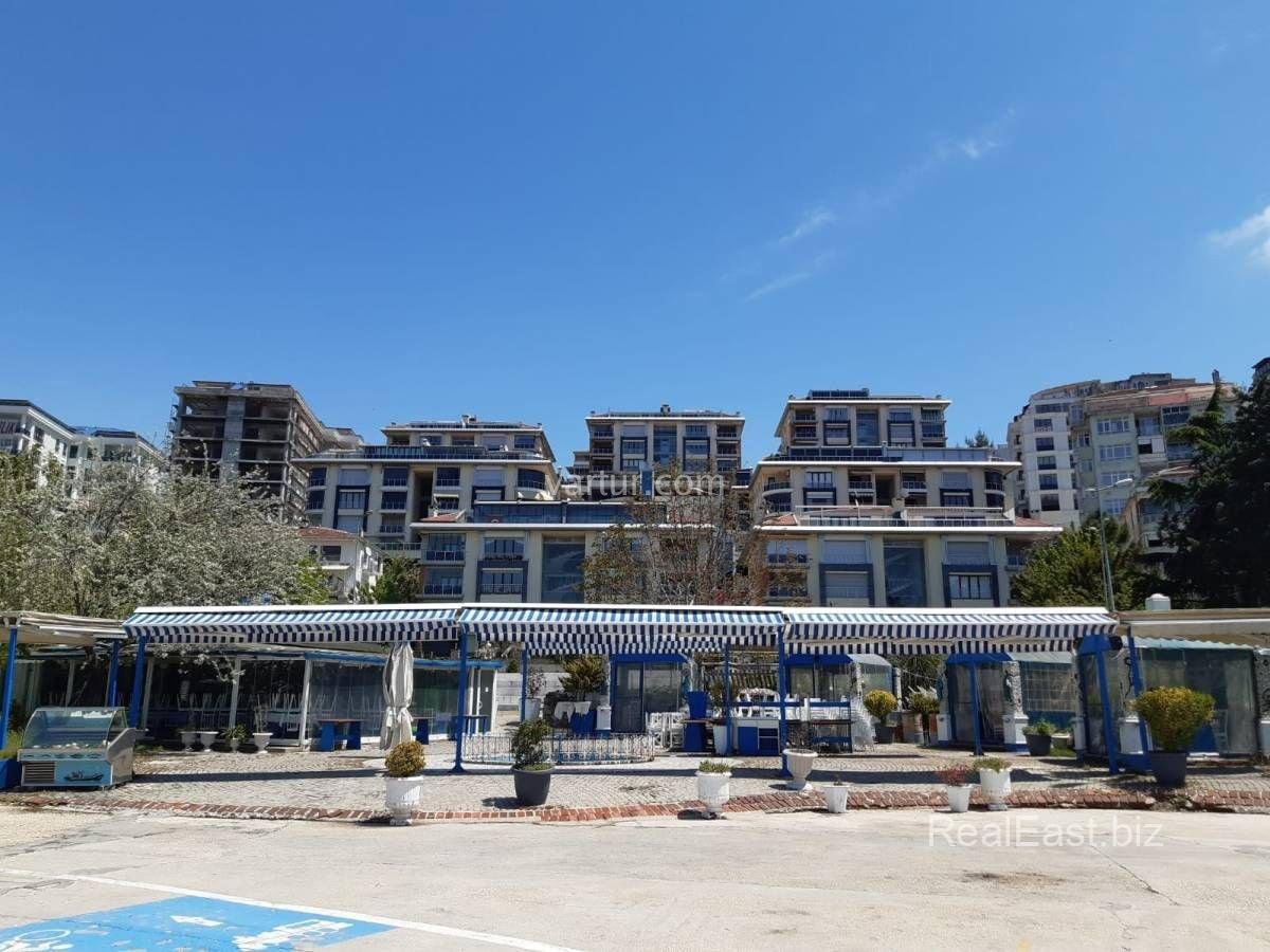 Modern Coastal Apartment in Büyükçekmece