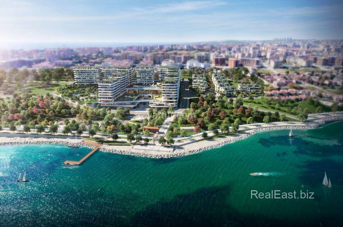 Luxurious Coastal Apartment in Istanbul