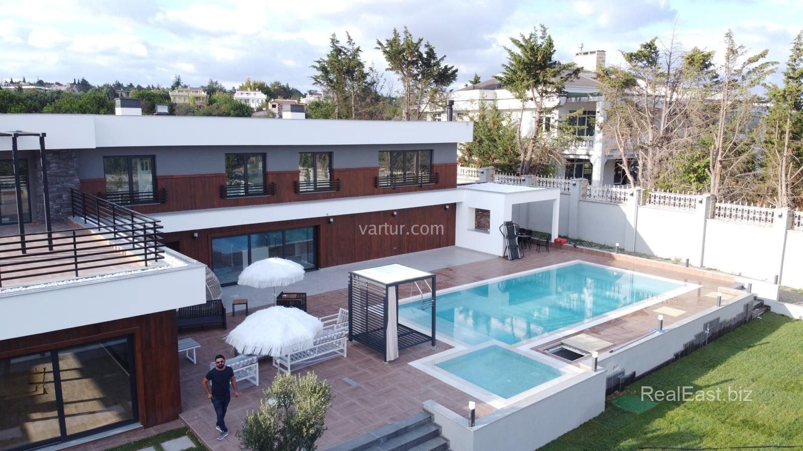 Charming Villa in Serene Silivri