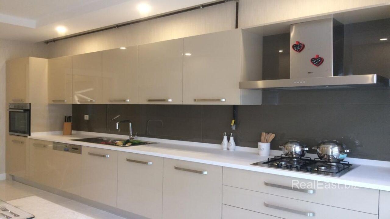 Modern Apartment in Vibrant Beylikdüzü, Istanbul