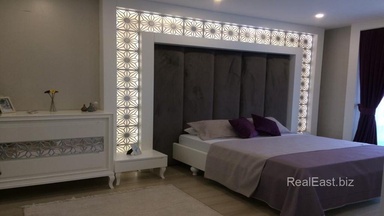 Spacious Apartment Near the Sea in Beylikdüzü