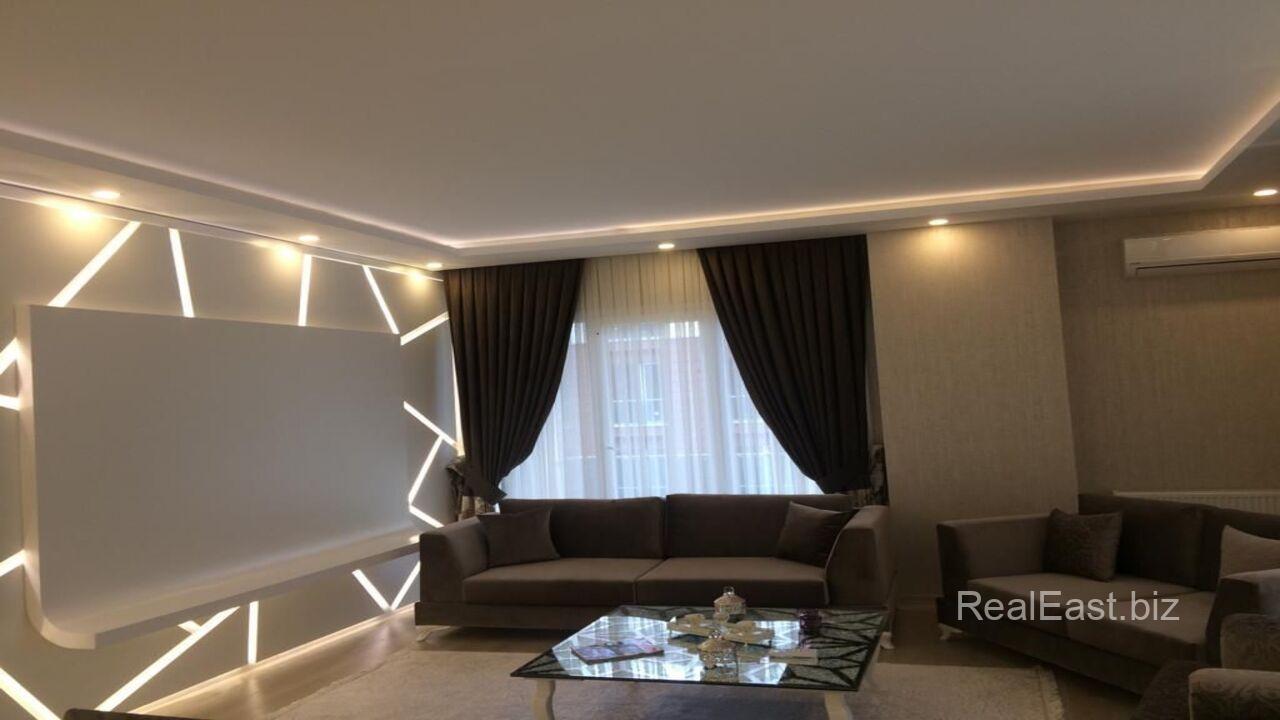Spacious 4+1 Apartment in Beylikdüzü, Istanbul