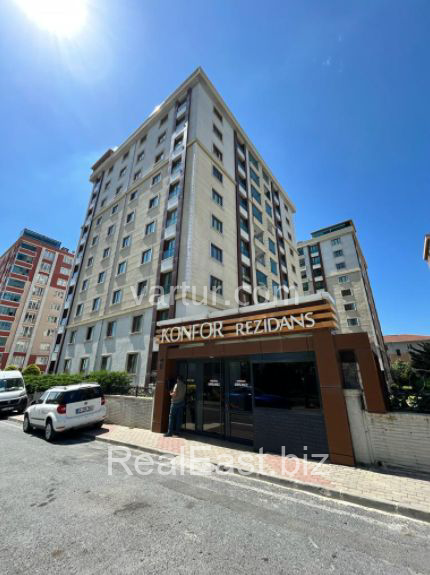 Luxurious Duplex Apartment in Beylikduzu with Sea Views