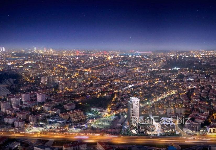 Spacious Apartment with Stunning Views in Vibrant Koşuyolu, Istanbul