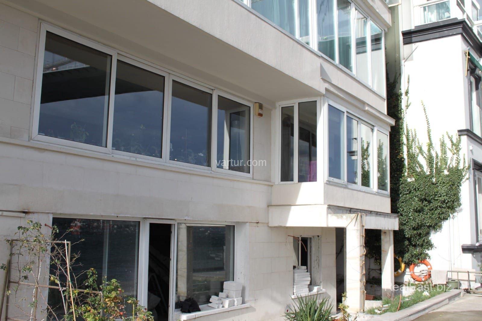 Seafront Apartment in Prestigious Sariyer