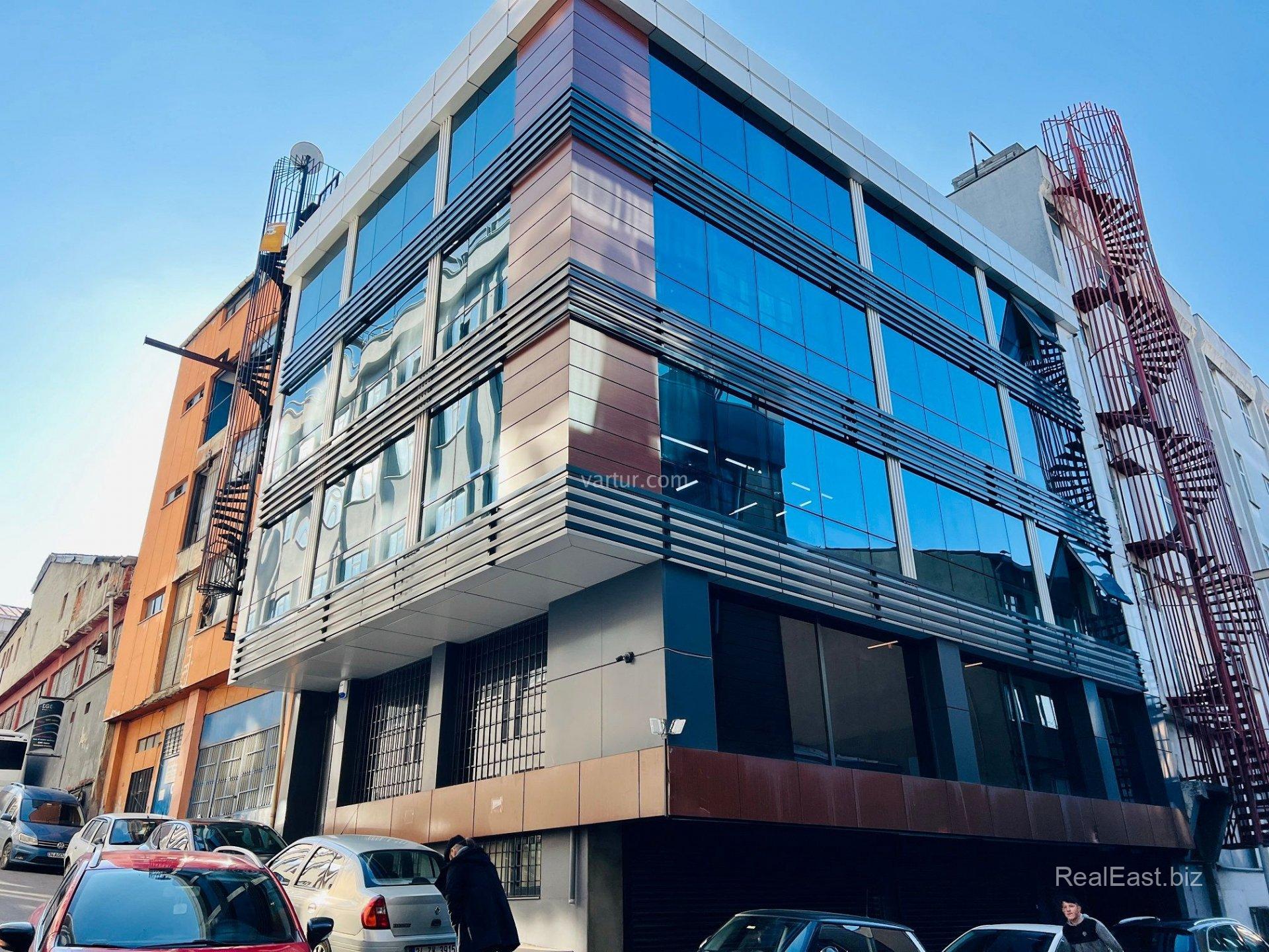 Modern Commercial Building in Kagithane, Istanbul