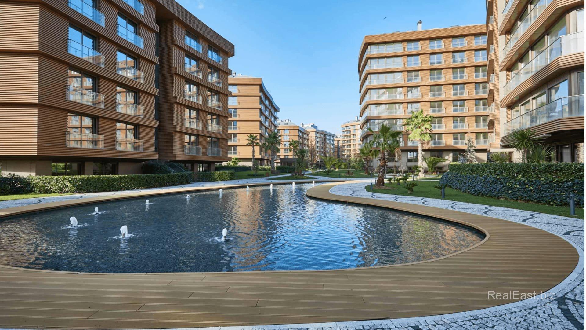Spacious 4+1 Apartment in the Heart of Istanbul