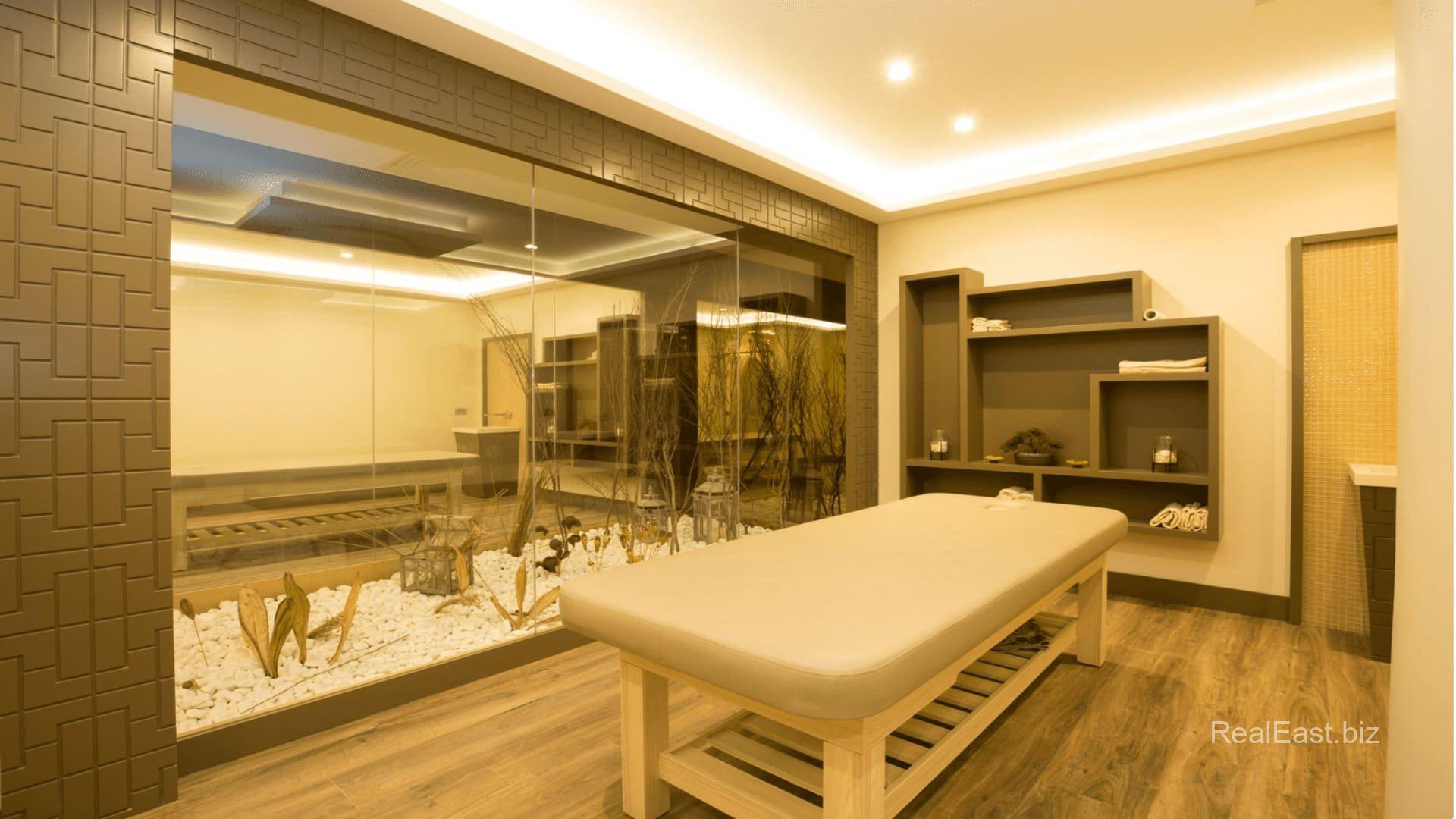 Spacious 4+1 Apartment in Istanbul's Marmara Region