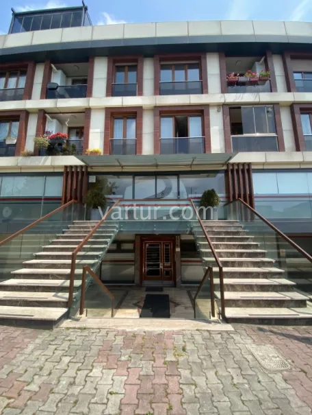 Luxurious Rooftop Duplex in the Heart of Sisli
