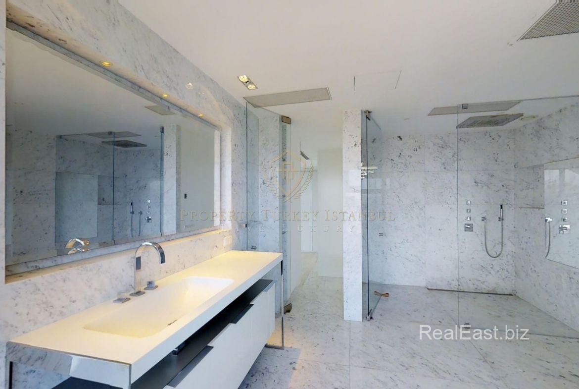 Luxurious Penthouse with Stunning Views in Istanbul