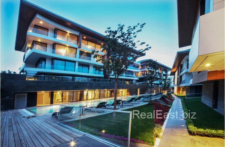 Luxurious 4+1 Apartment with Bosphorus Views