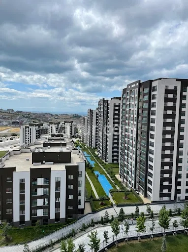 Modern Apartment with Panoramic Views in Beylikdüzü