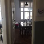 Beyoglu’da Boğaz Manzaralı Şık Daire (İlan No: 8125)