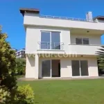 Serene Coastal Villa in Istanbul’s Büyükçekmece (Listing No: 8142)
