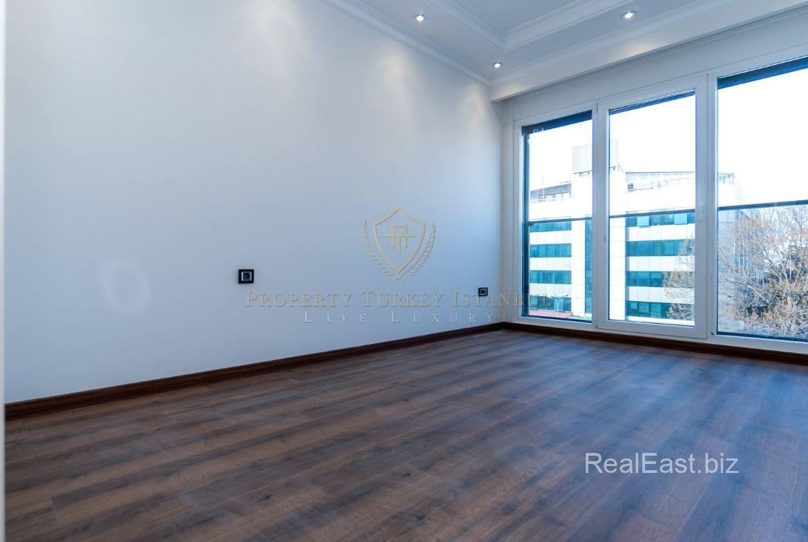 Stylish 2+1 Apartment in the Heart of Istanbul