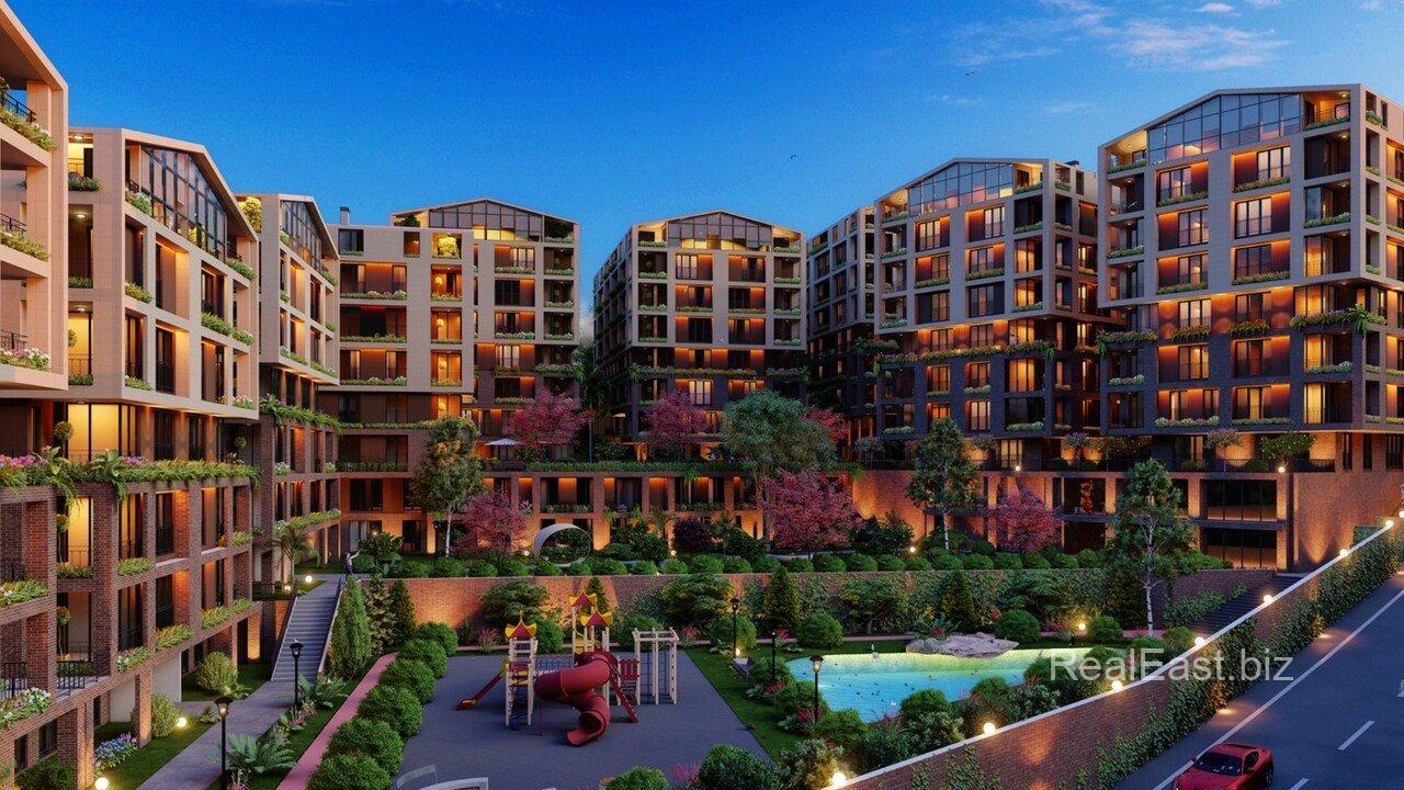Spacious 4+1 Apartment in the Heart of Istanbul