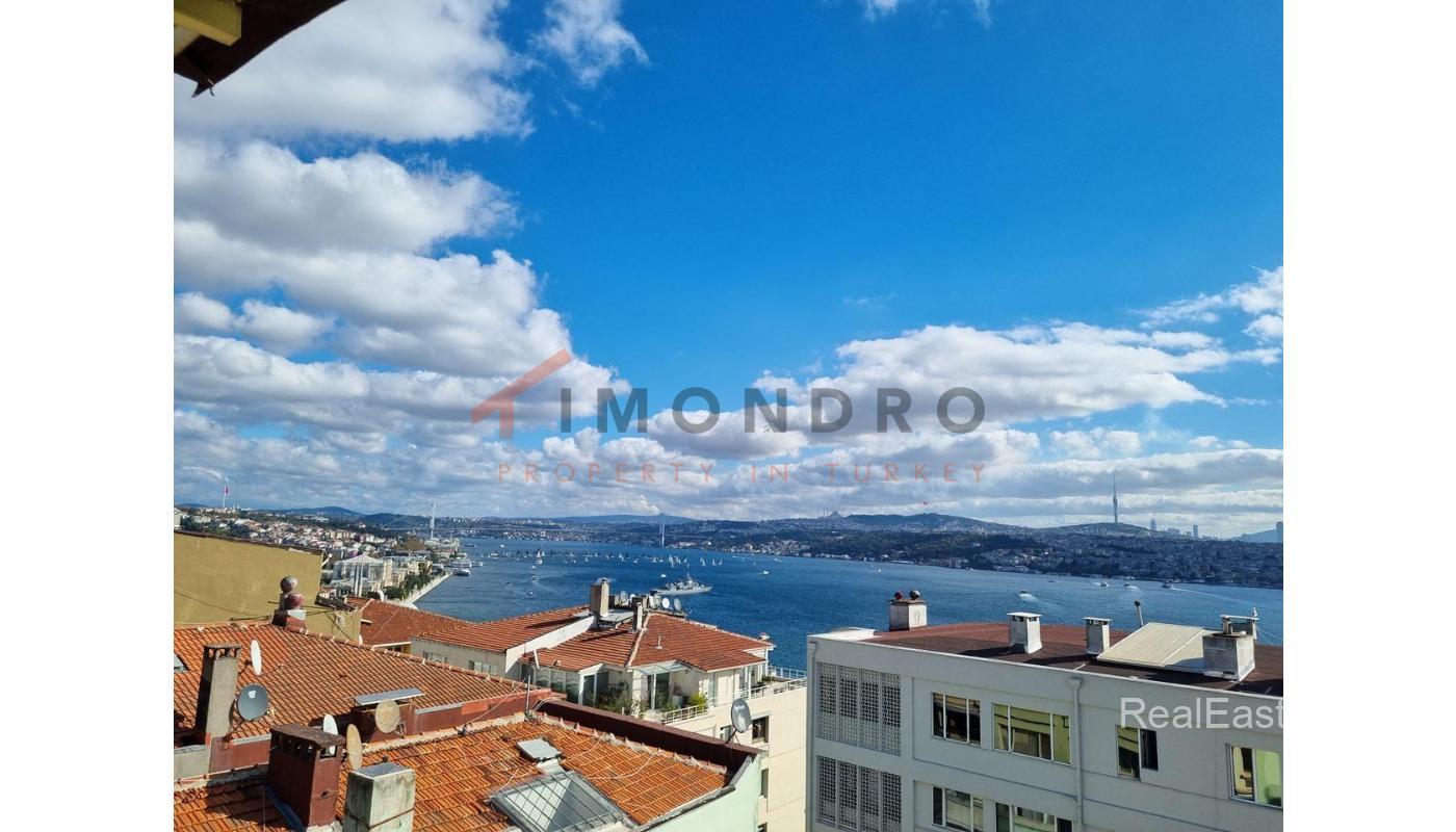 Charming Apartment with Sea View in Beyoglu, Istanbul