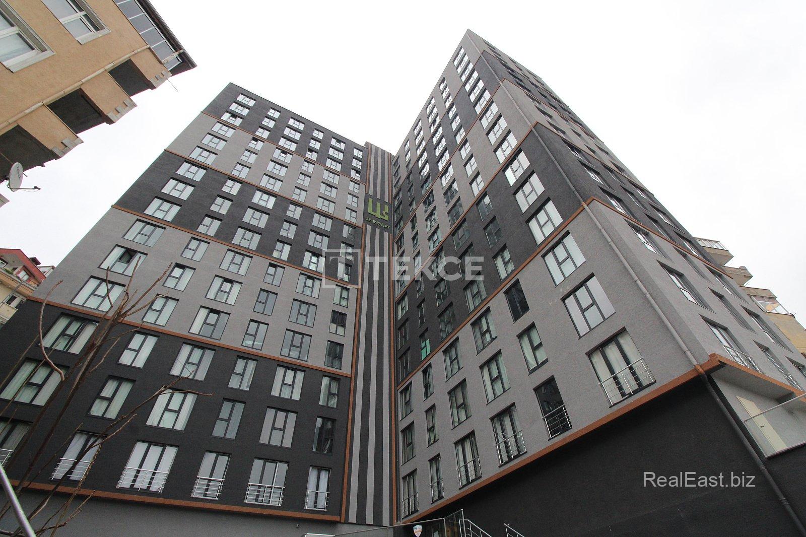 Modern 1-Bedroom Apartment with City Views in Central Istanbul
