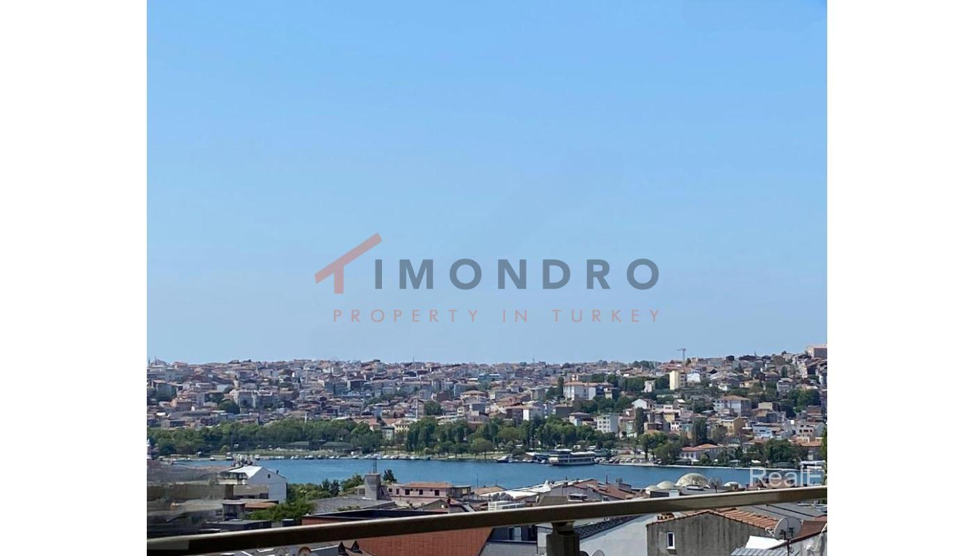 Charming Apartment with Sea View in Vibrant Beyoglu